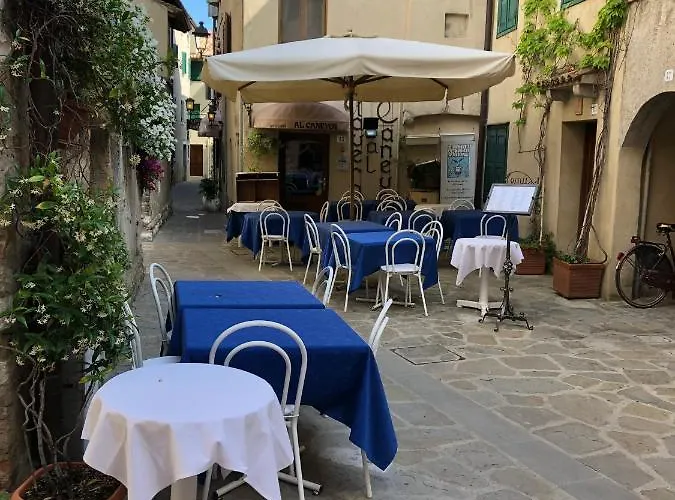 Calle Corbatto Holiday home *